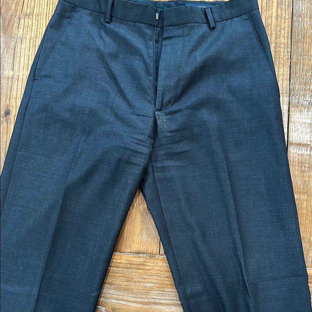 Banana Republic Charcoal Dress Pants 32x32